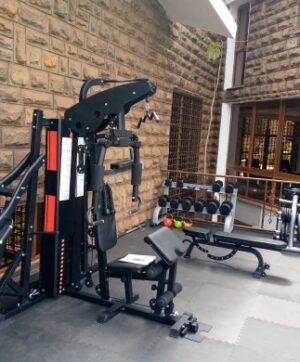 4 Station Multi-Gym Equipment With Shoulder Press.